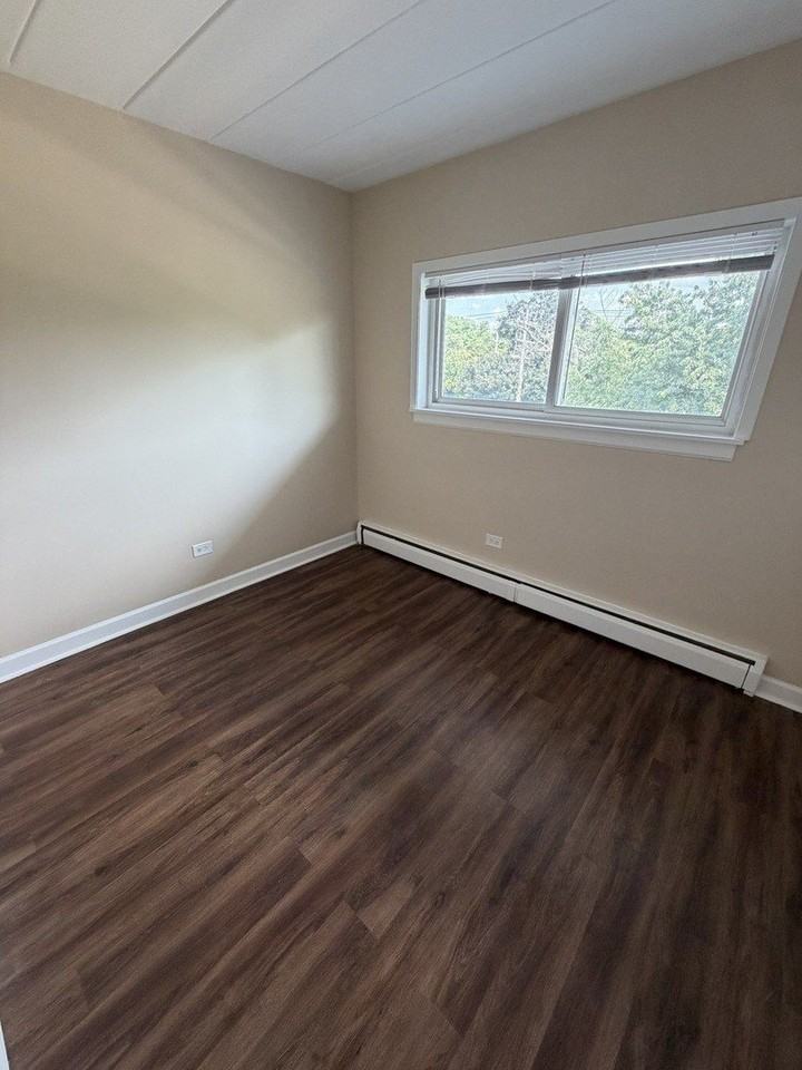 1307 College Ave #205 - Photo 5 of 6