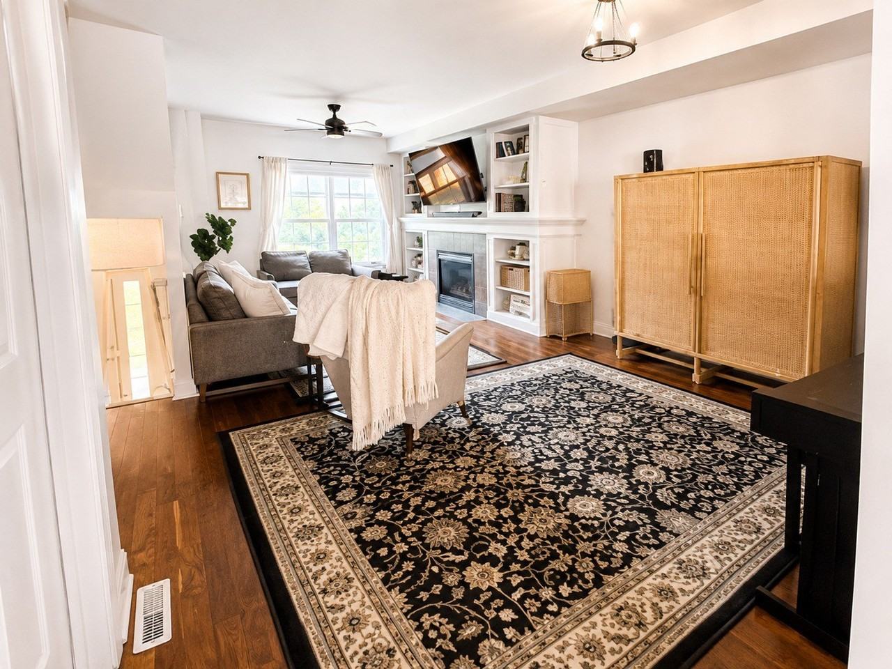 120 Lakeshore Dr #120 - Photo 6 of 36