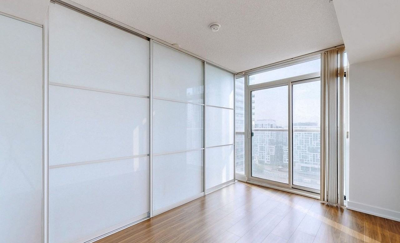 85 Queens Wharf Road #2508 - Photo 7 of 8