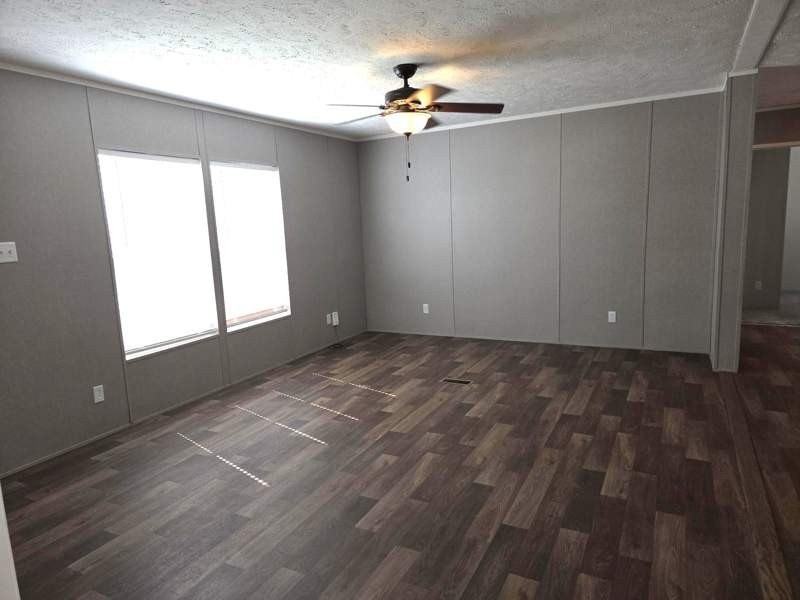 58 Charles Ave - Photo 4 of 12