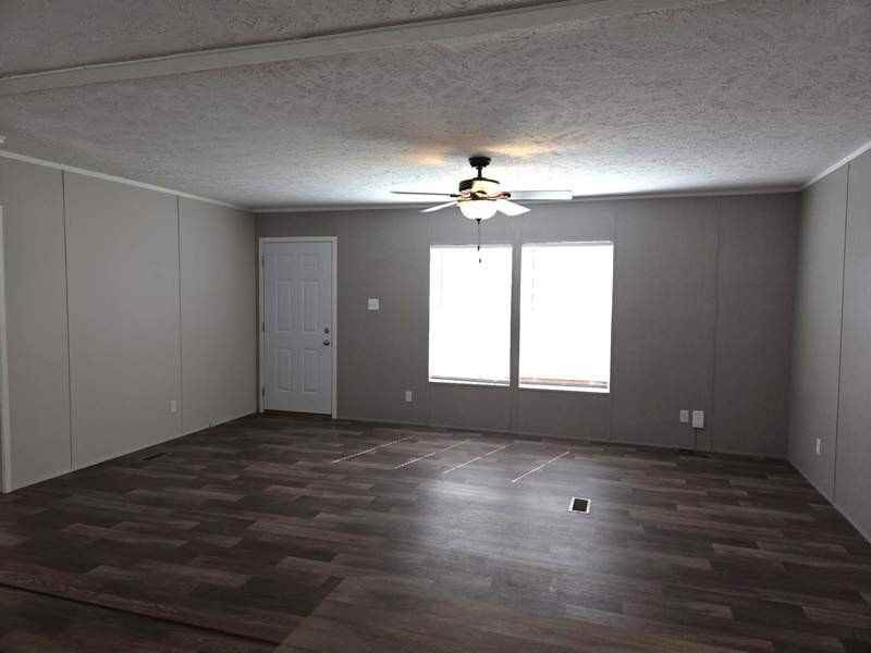 58 Charles Ave - Photo 5 of 12