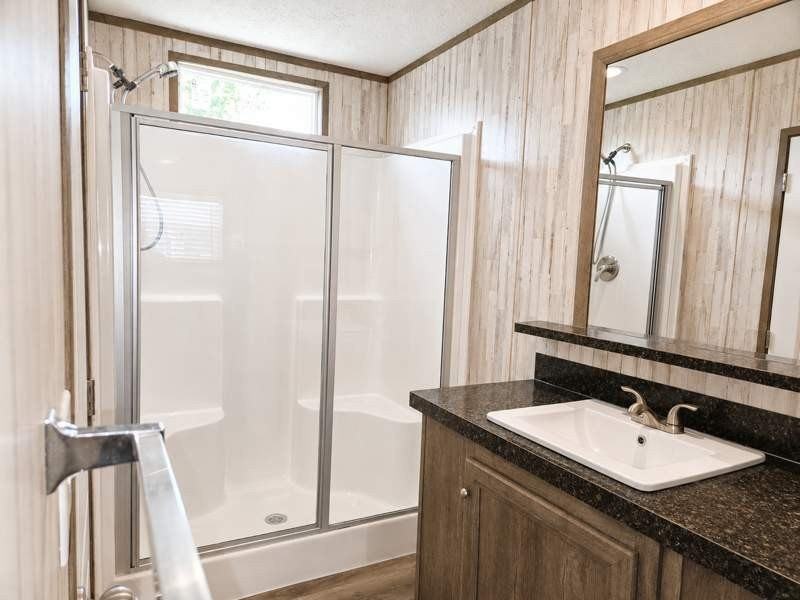 220 Robin Ann Ave - Photo 4 of 7