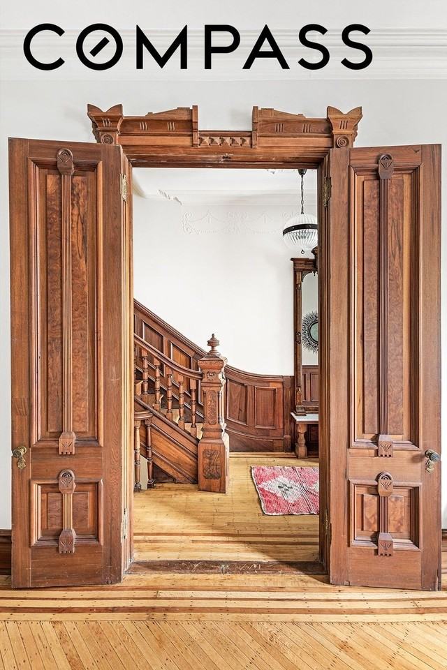 153 Hancock St - Photo 4 of 15