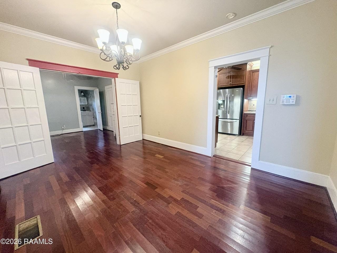 150 Clark Ct - Photo 4 of 16