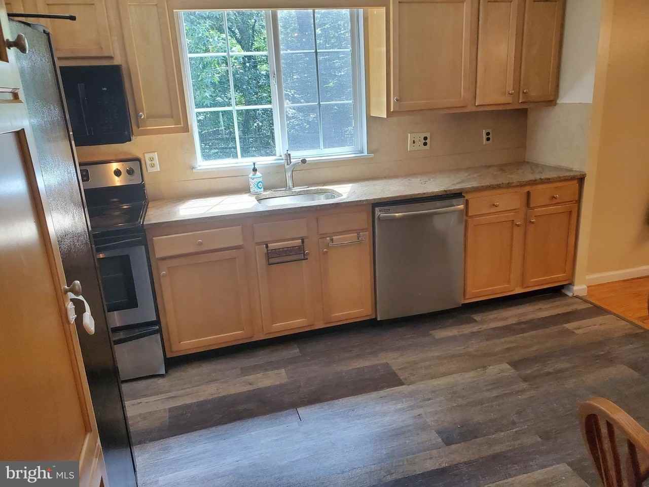 10 Binford Ln - Photo 3 of 20