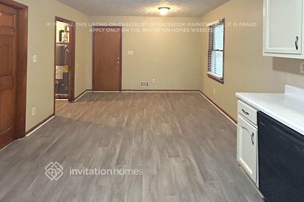 5130 Brownwood Dr - Photo 7 of 19