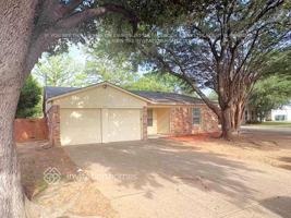 featured image of 5205 Hideaway Ct