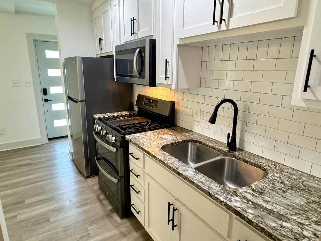 1473 Calhoun Street Ln - Photo 2 of 12