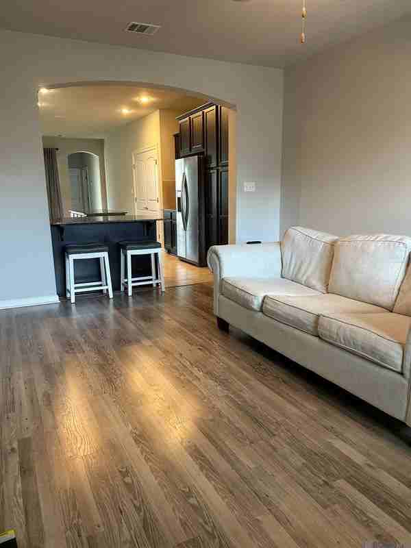 1434 Granby Dr - Photo 5 of 13