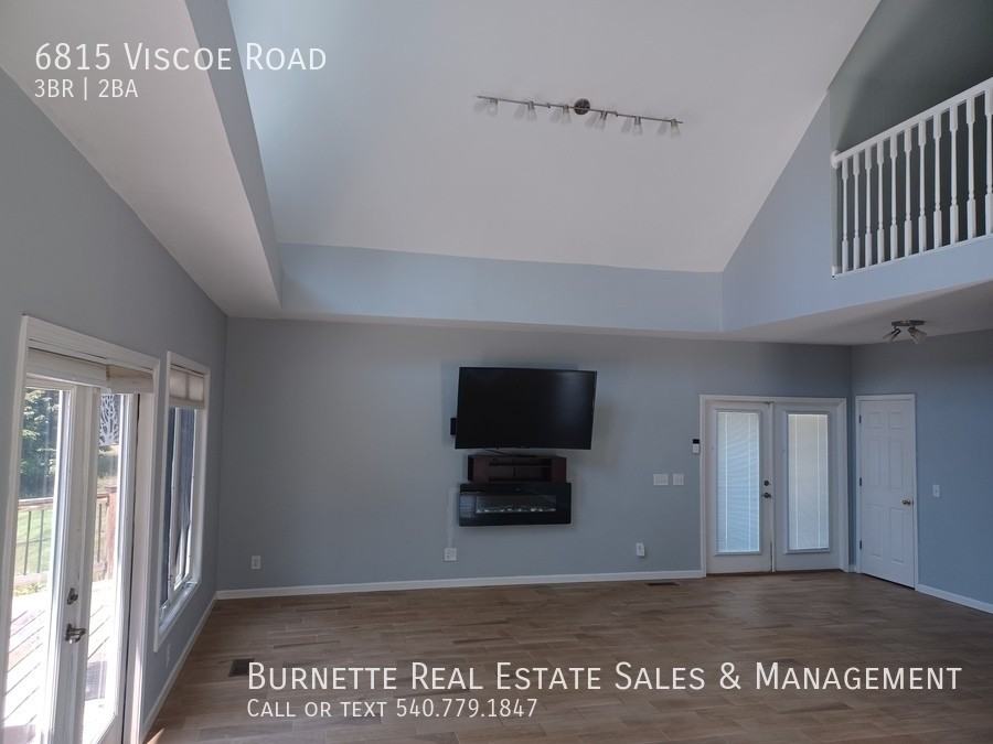 6815 Viscoe Rd - Photo 6 of 39