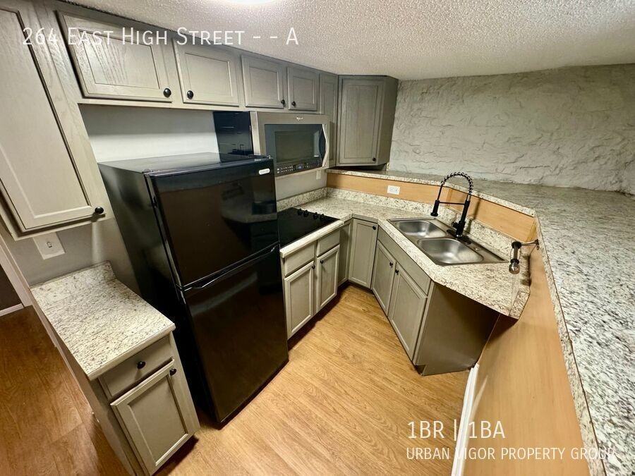 264 E High St #A - Photo 5 of 14