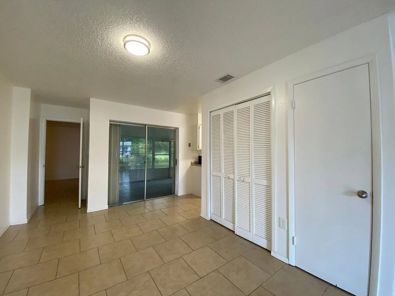 435 Earl Ave #NA - Photo 6 of 17