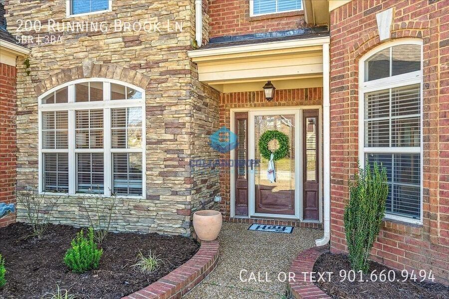 200 Running Brook Ln - Photo 3 of 25