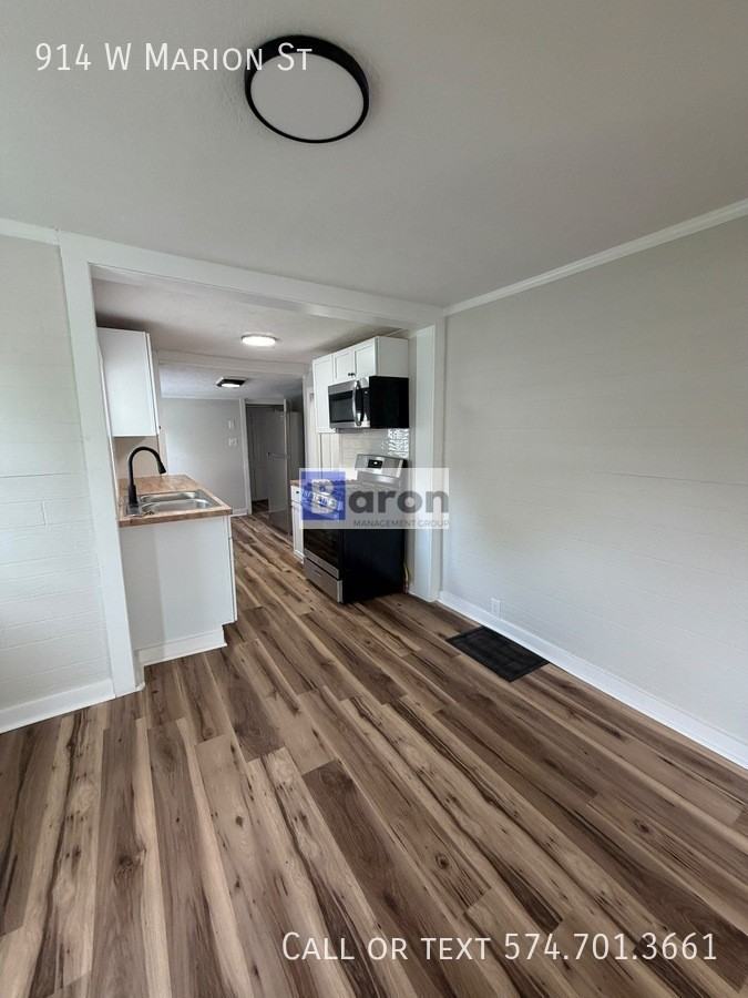 914 W Marion St - Photo 2 of 6