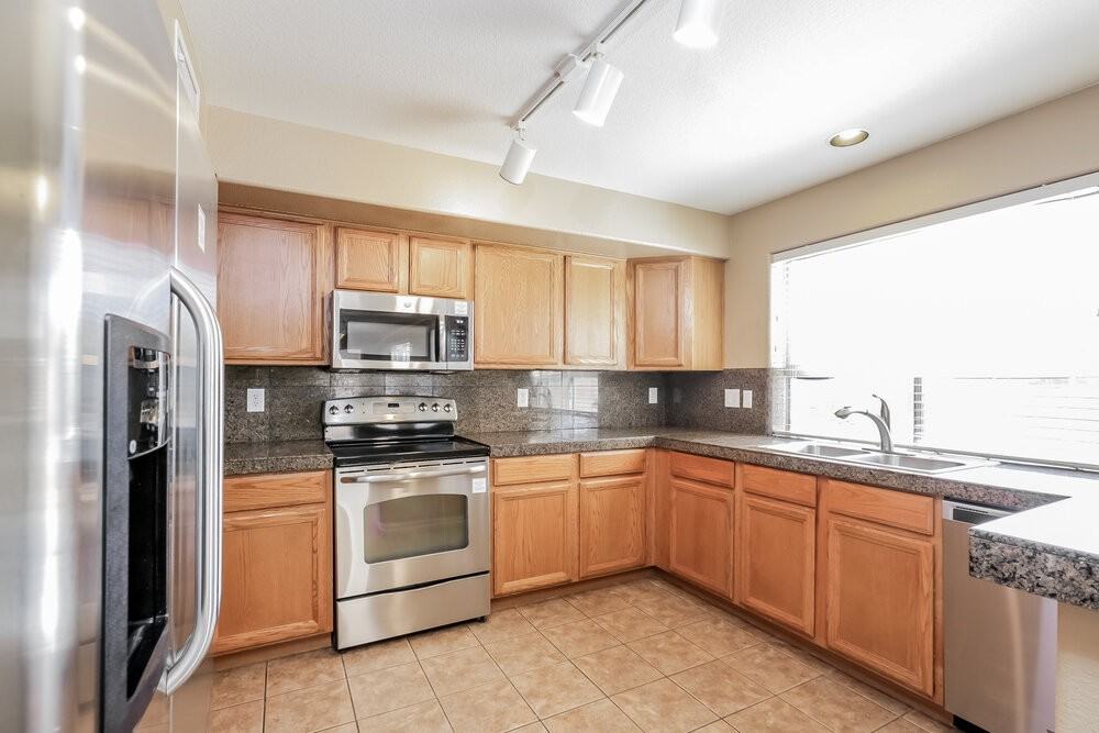 2343 W Running Deer Trl - Photo 6 of 17