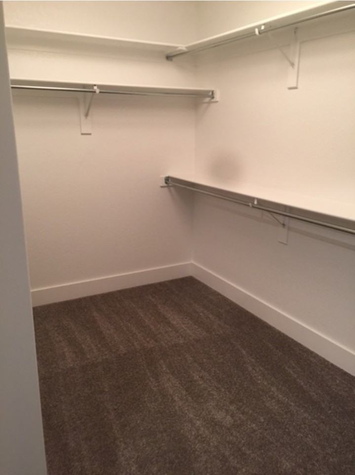 1030 Quail Hollow Dr - Photo 4 of 10