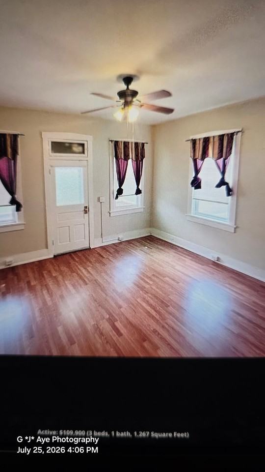 1825 Bunsen Ave - Photo 4 of 27