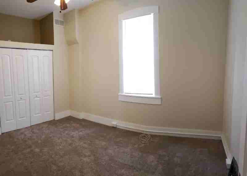 1825 Bunsen Ave - Photo 7 of 27