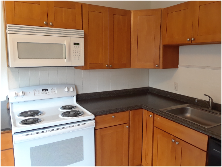 424 25th Ave S - Photo 2 of 10