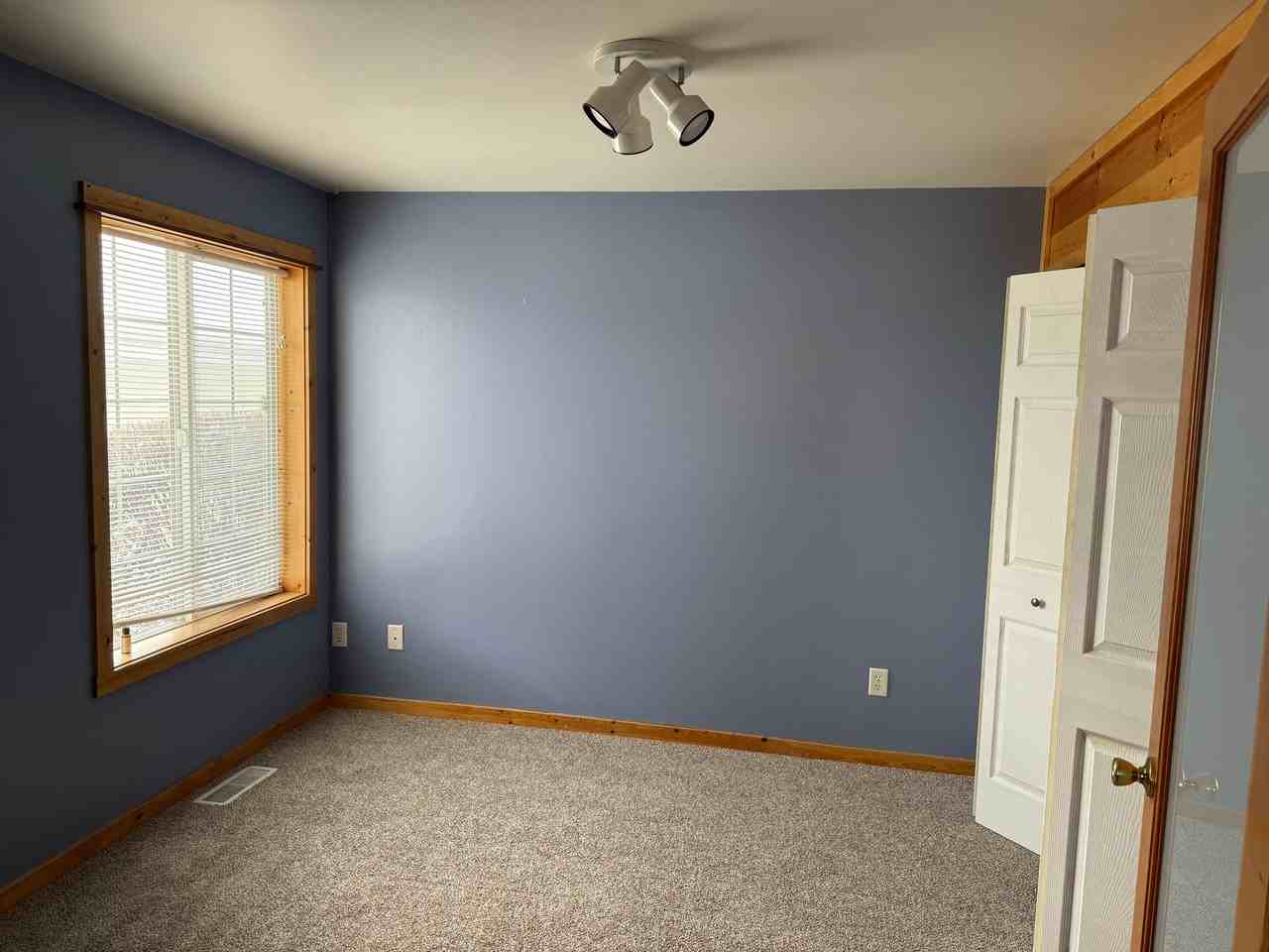 211 Michael Grove Ave #C - Photo 7 of 19