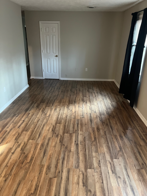 107 Molloy Ct - Photo 4 of 8