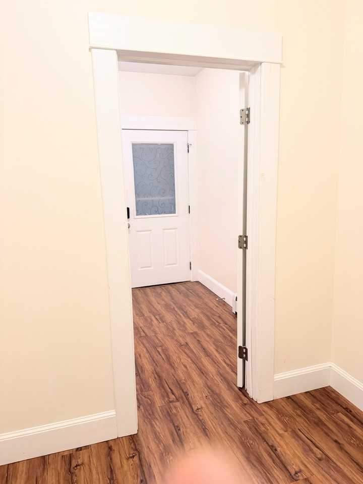 753 Winchester Ave - Photo 6 of 20