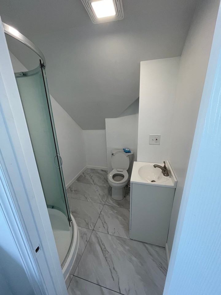 9 Berlin St #1 - Photo 4 of 5