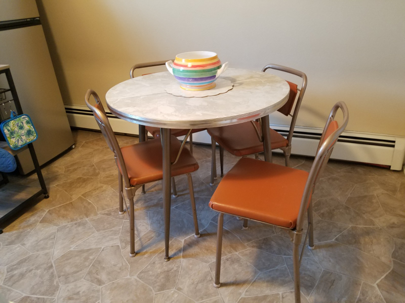 207 E 22nd St #4 - Photo 4 of 13