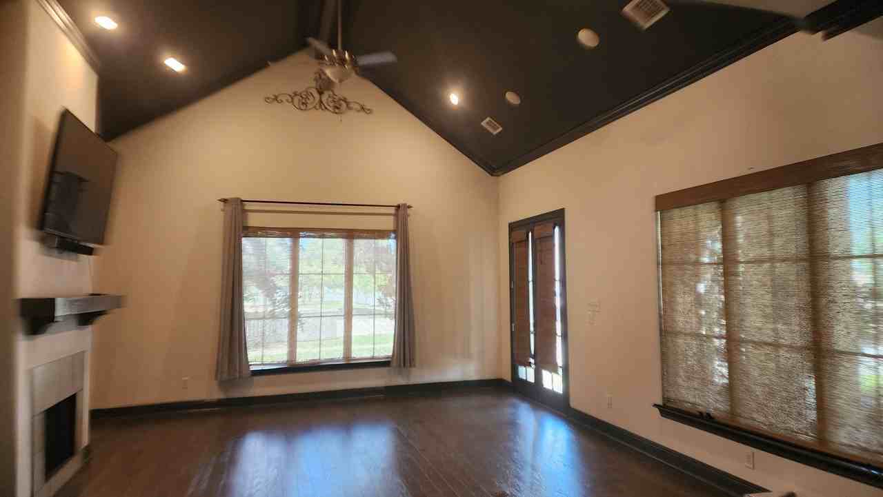510 Annaberg Dr - Photo 6 of 20