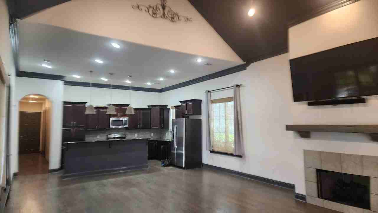 510 Annaberg Dr - Photo 7 of 16