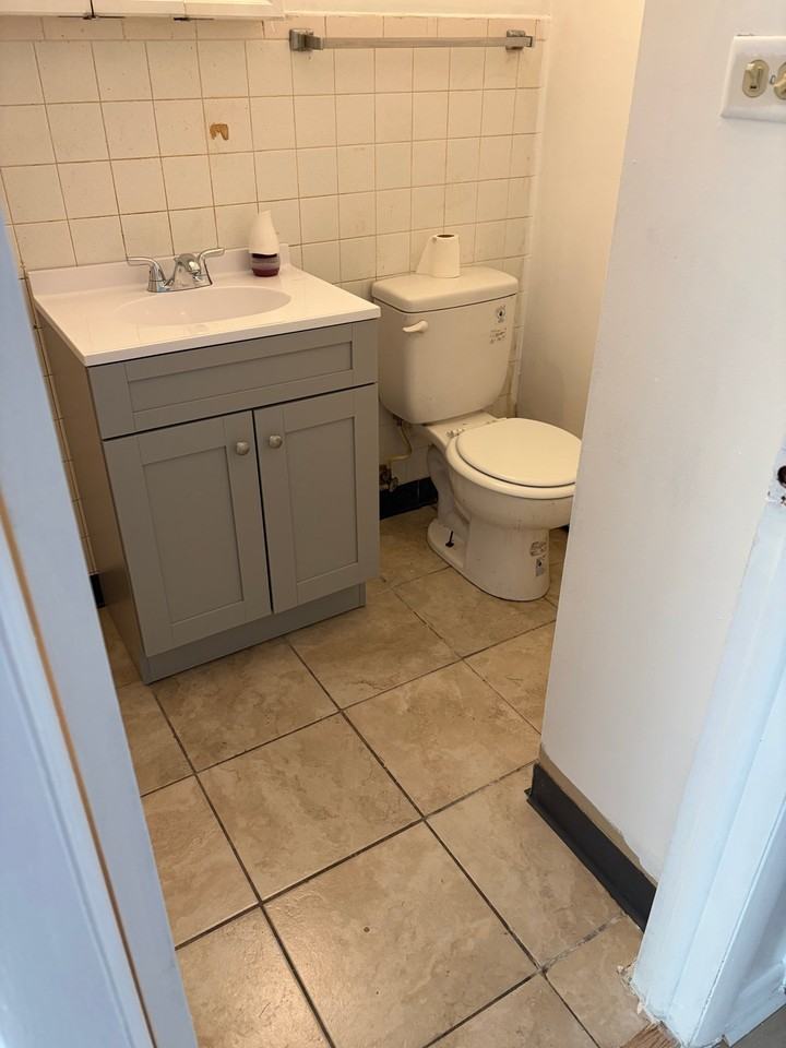 12418 S Harding Ave #2W - Photo 5 of 9