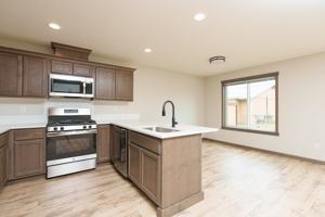 featured image of 1314 Lamont Ln
