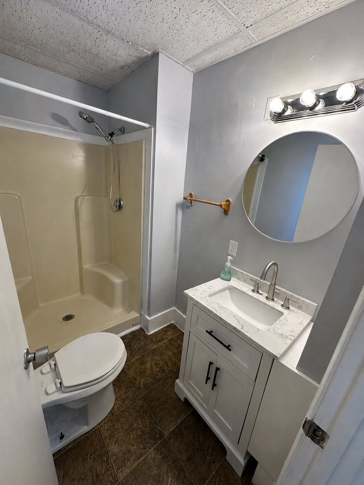 151 Franklin St #2R - Photo 3 of 9