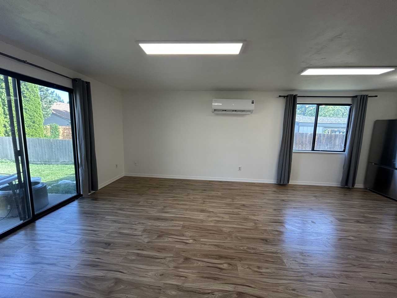 1808 N Regal St - Photo 6 of 13