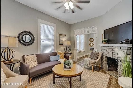334 E 9th St - Photo 2 of 10