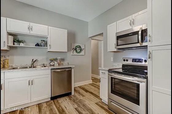 334 E 9th St - Photo 6 of 10
