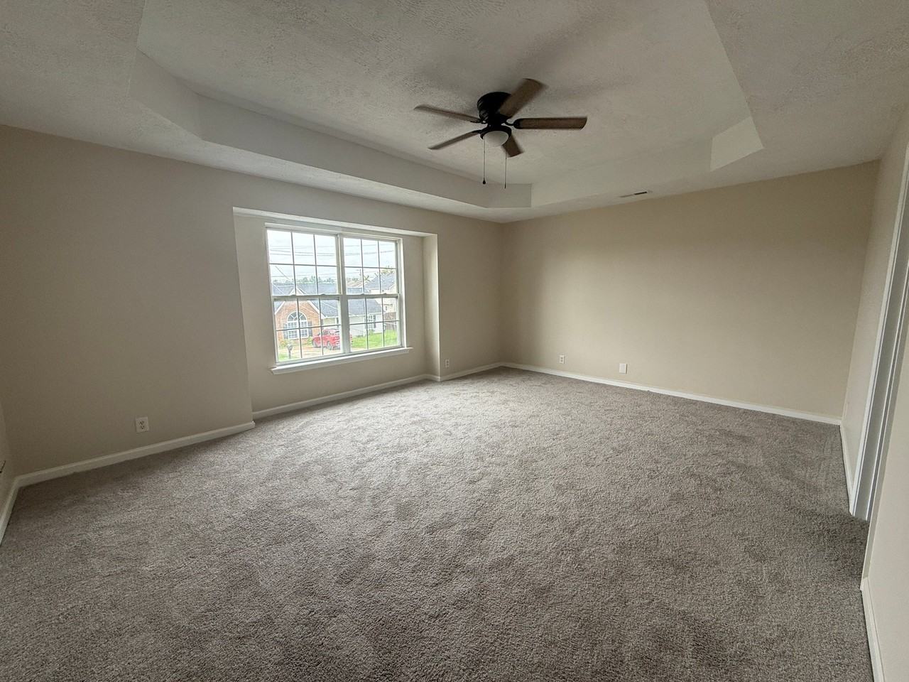 1240 Shannon Ln - Photo 7 of 19