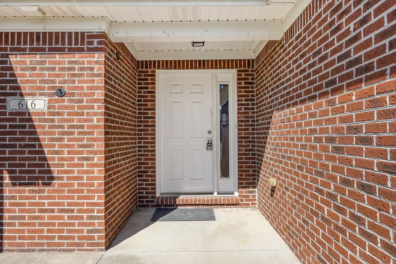 616 Williams Rd - Photo 3 of 18