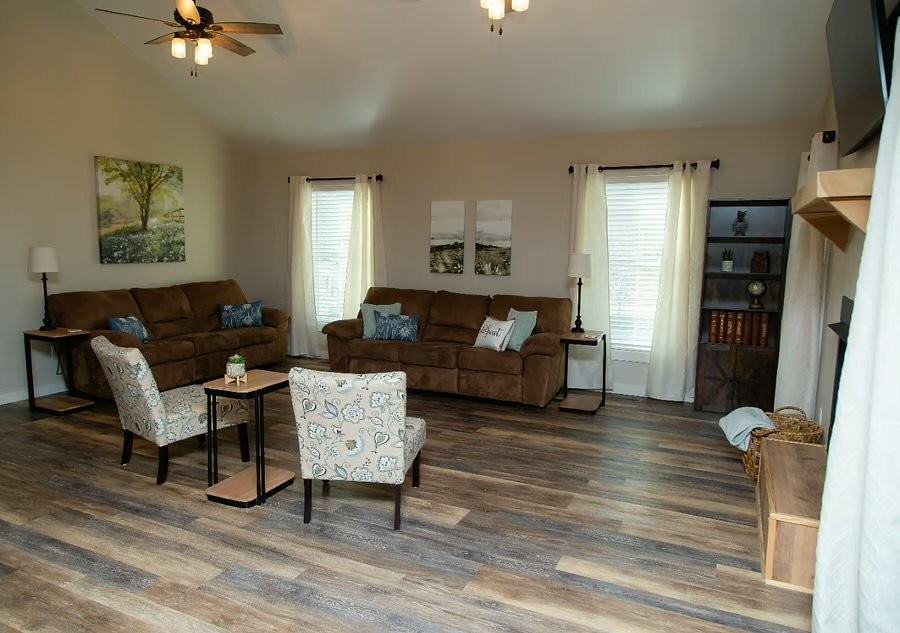 208 Wind Valley Trl - Photo 4 of 20