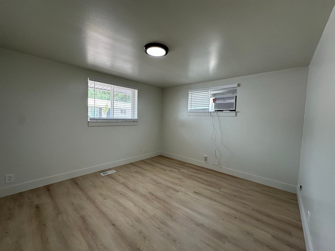 3440 S St #15 - Photo 7 of 15