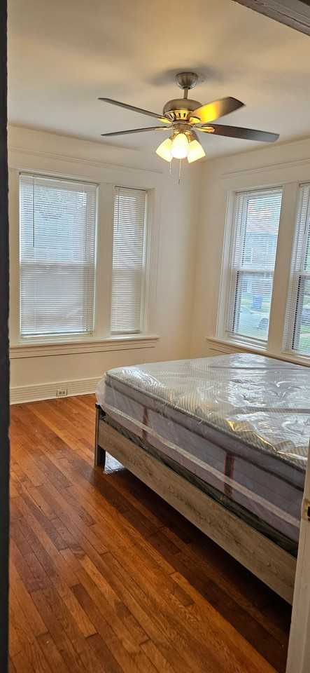 6312 Cates Ave #1E - Photo 2 of 18
