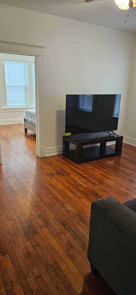 6312 Cates Ave #1E - Photo 5 of 18