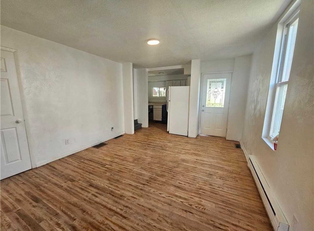 807 Hazlett Ave - Photo 4 of 20