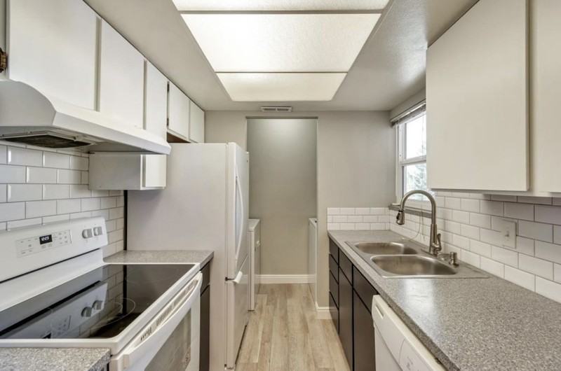 7201 S Station Creek Way #5F - Photo 4 of 12