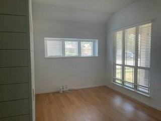 616 Brooks St - Photo 2 of 16