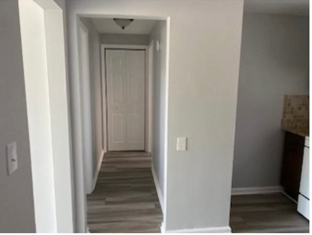 1218 Circle Ave #6 - Photo 5 of 13