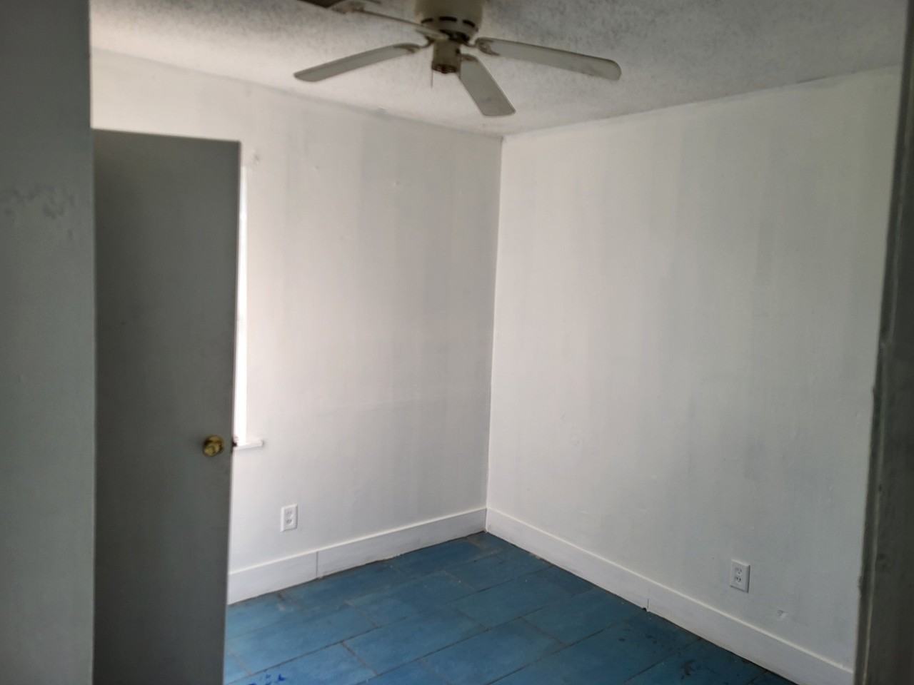 104 Cottonwood Ave - Photo 7 of 14