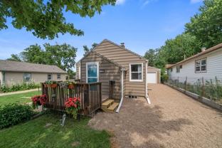324 S Omaha Ave - Photo 1 of 1