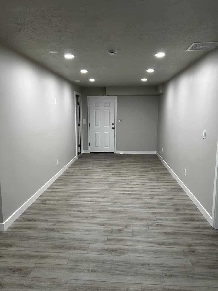 5146 W Mellow Way #1 - Photo 4 of 12