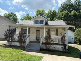 featured image of 1043 Crescent Ave